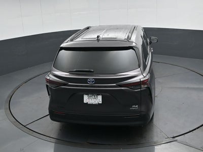 2023 Toyota Sienna XLE 7 Passenger