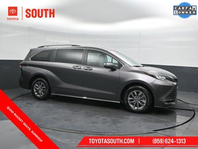 2023 Toyota Sienna XLE 7 Passenger