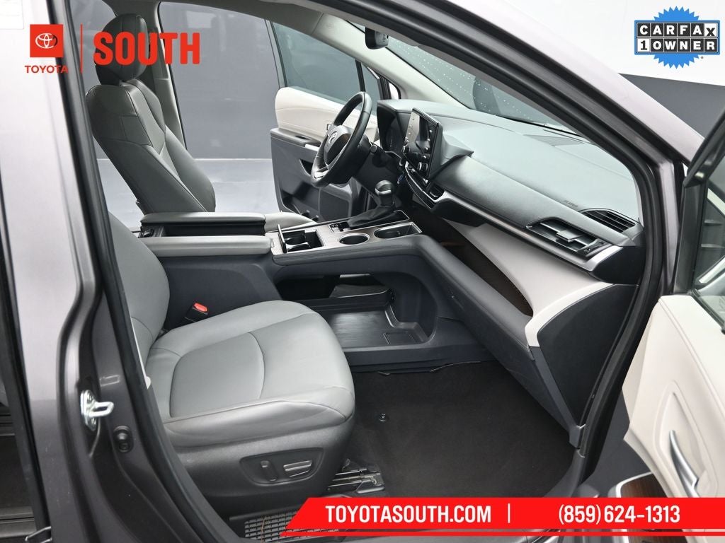 2023 Toyota Sienna XLE 7 Passenger