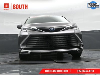 2023 Toyota Sienna XLE 7 Passenger