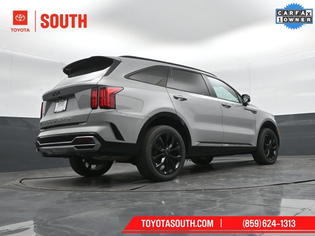 2022 Kia Sorento SX