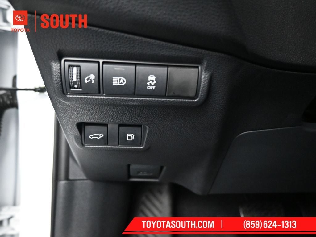 2026 Toyota Corolla Cross Hybrid XSE