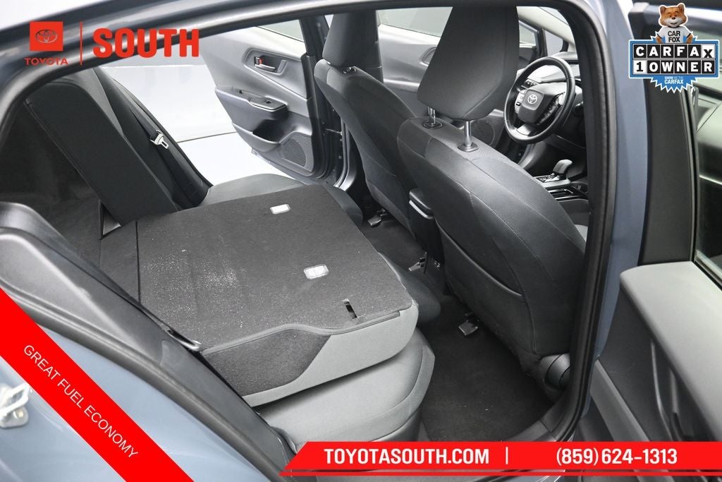 2025 Toyota Prius LE