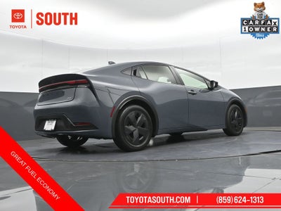 2025 Toyota Prius LE