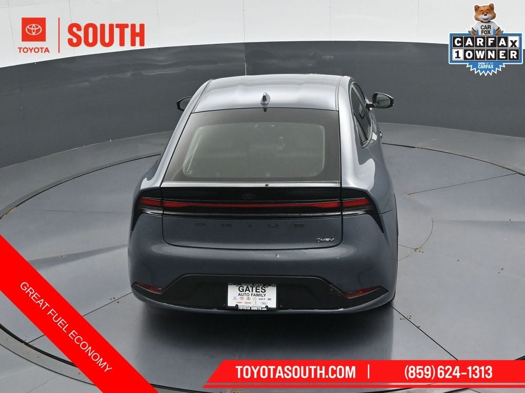 2025 Toyota Prius LE