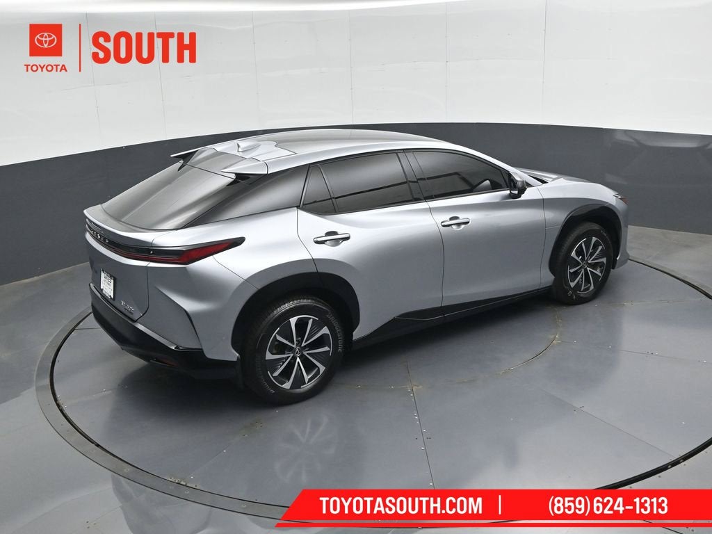 2024 Lexus RZ 450e Premium