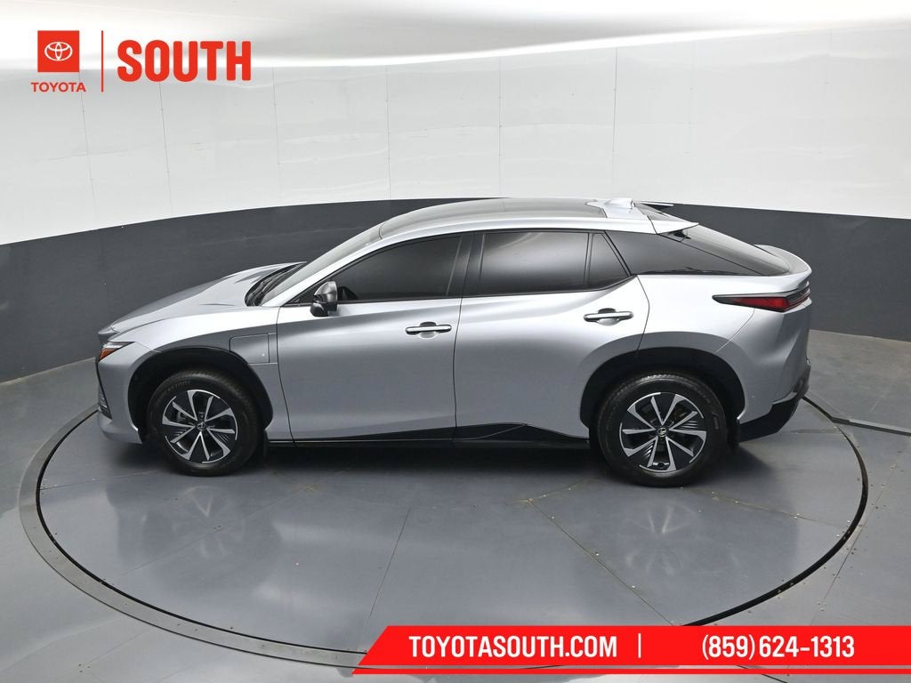 2024 Lexus RZ 450e Premium