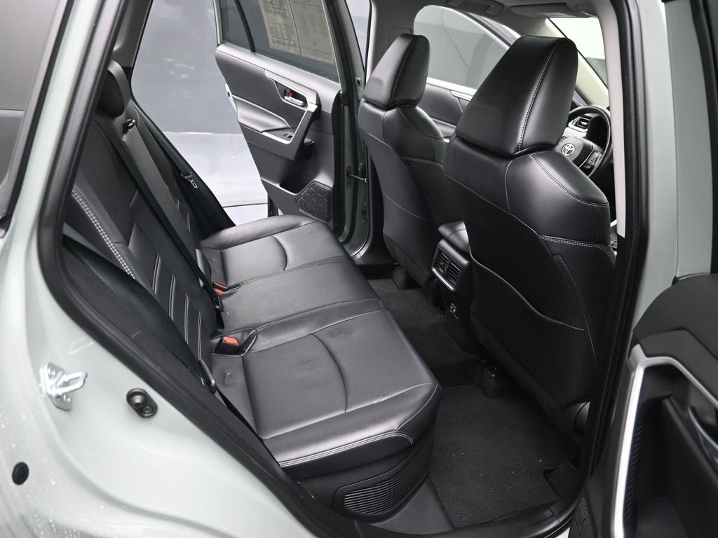 2021 Toyota RAV4 Hybrid XLE Premium