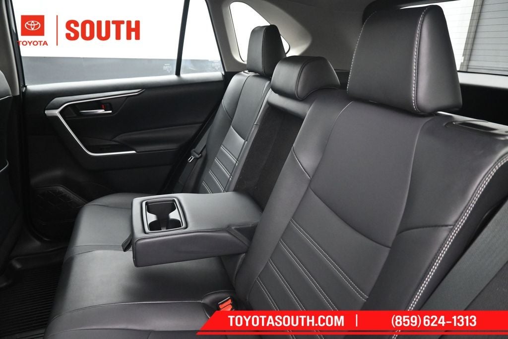 2023 Toyota RAV4 Hybrid XLE Premium