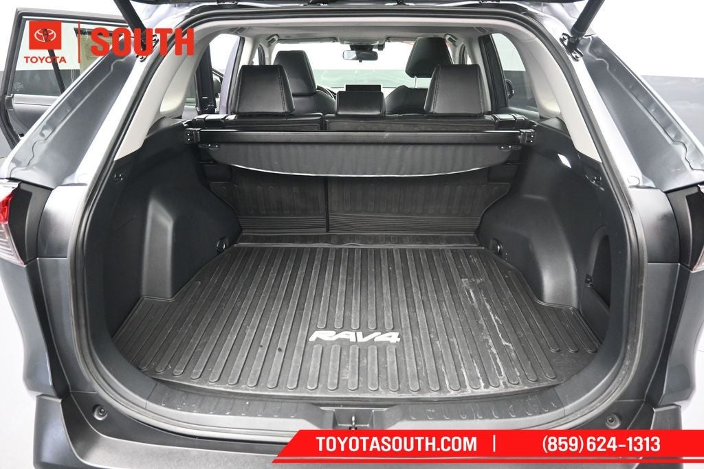 2023 Toyota RAV4 Hybrid XLE Premium