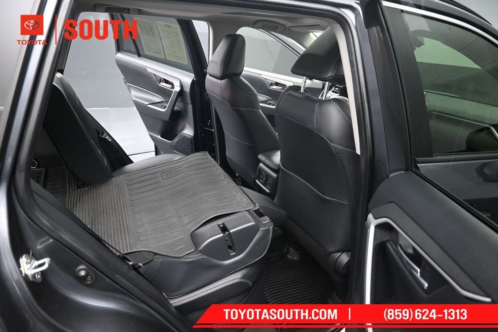2023 Toyota RAV4 Hybrid XLE Premium