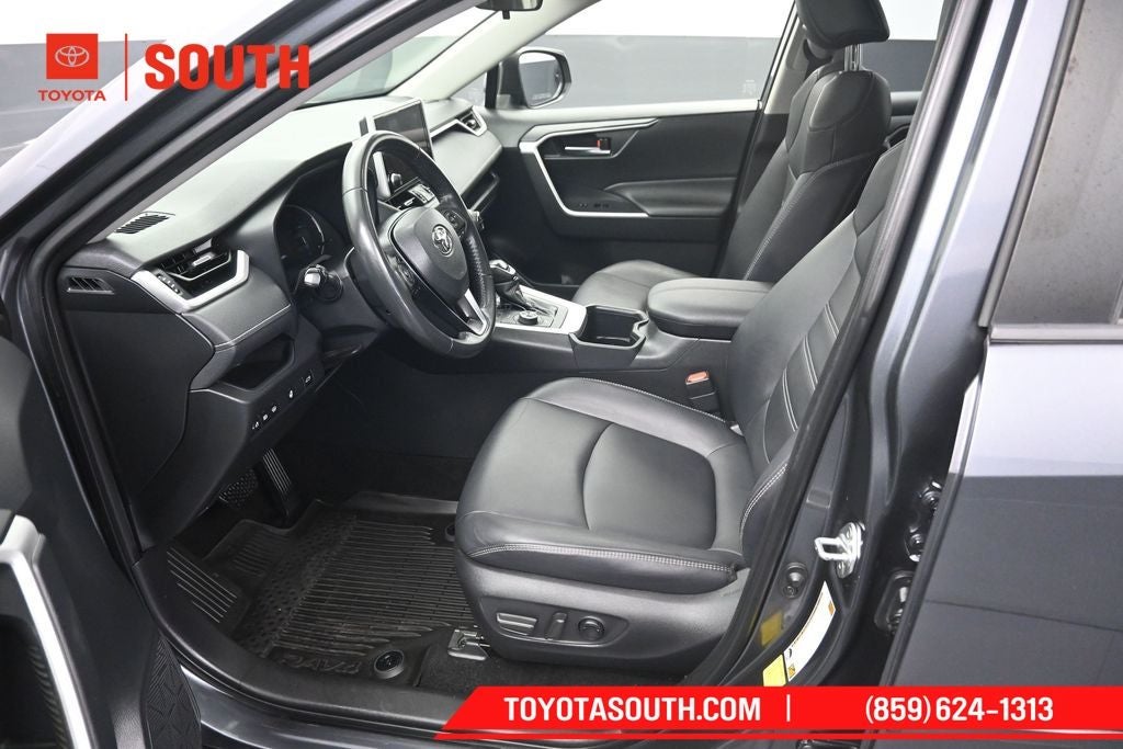 2023 Toyota RAV4 Hybrid XLE Premium