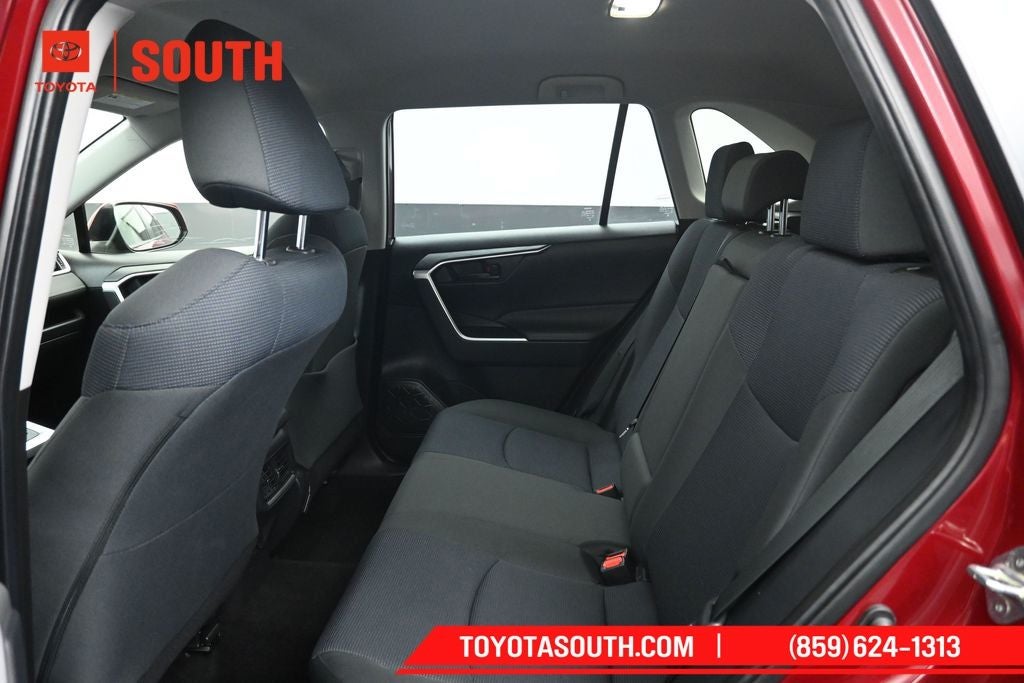2023 Toyota RAV4 Hybrid LE