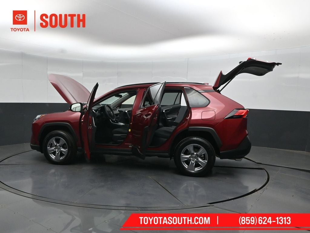 2023 Toyota RAV4 Hybrid LE