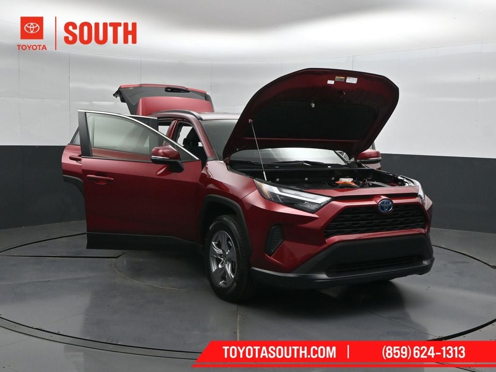 2023 Toyota RAV4 Hybrid LE