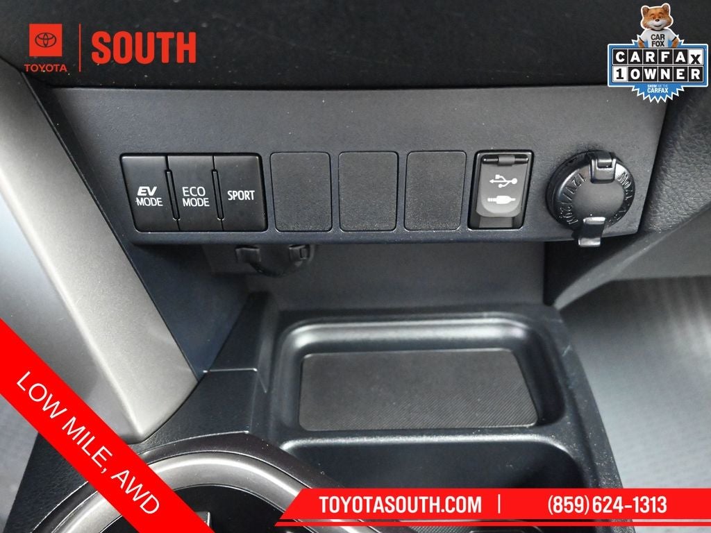 2018 Toyota RAV4 Hybrid XLE