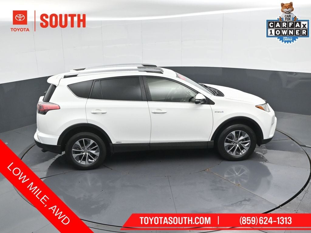 2018 Toyota RAV4 Hybrid XLE