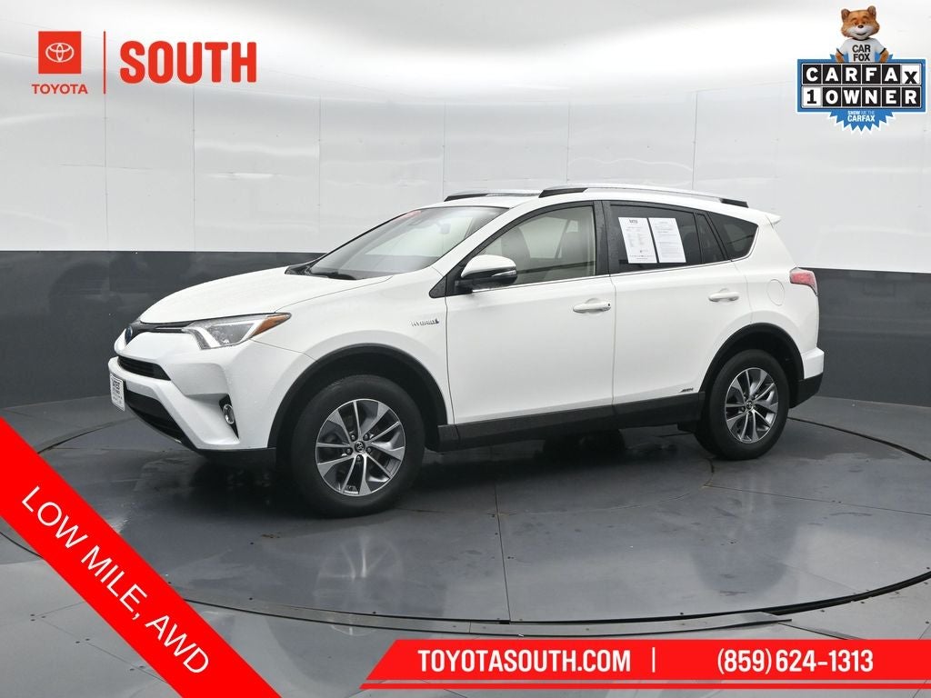 2018 Toyota RAV4 Hybrid XLE