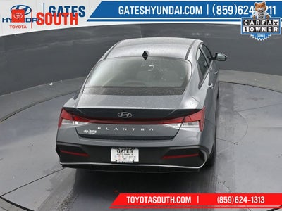 2025 Hyundai Elantra SE