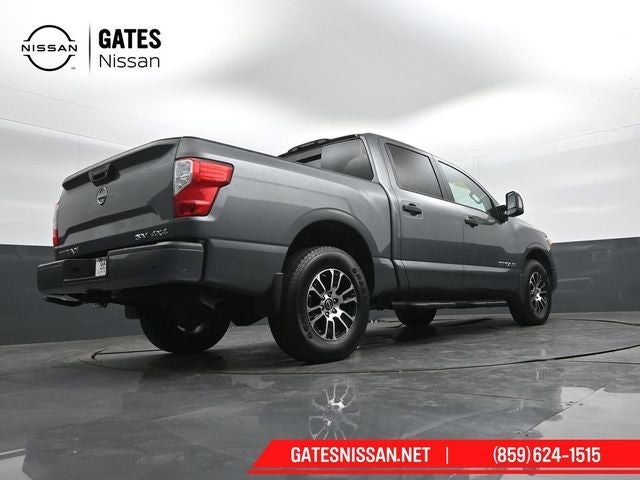 2024 Nissan Titan SV Convenience & Utility Package