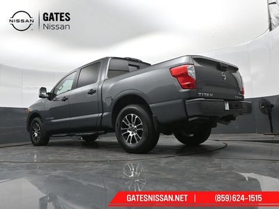 2024 Nissan Titan SV Convenience & Utility Package
