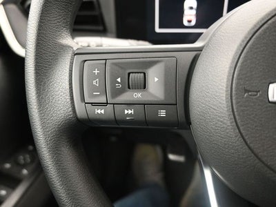 2025 Nissan Kicks S
