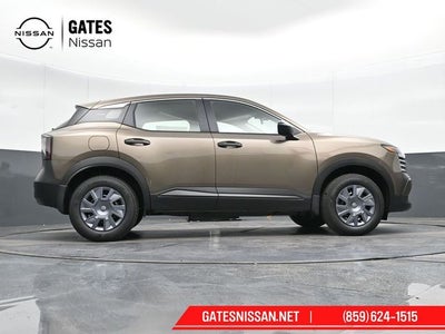 2025 Nissan Kicks S
