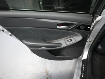 2019 Toyota Avalon XSE