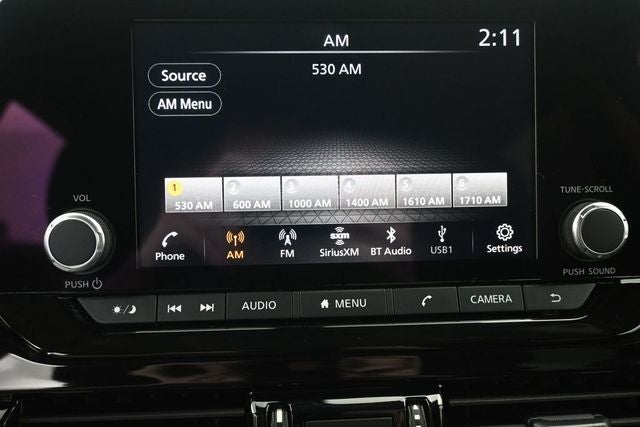 2024 Nissan Pathfinder SV