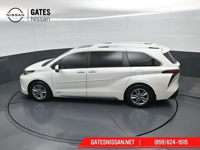 2021 Toyota Sienna Limited 7 Passenger