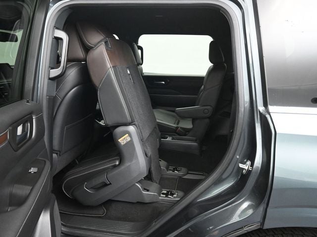 2025 Nissan Armada SL