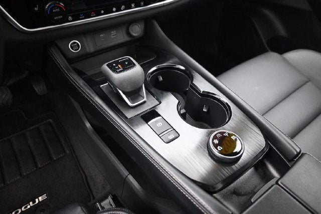 2023 Nissan Rogue SL Premium Package