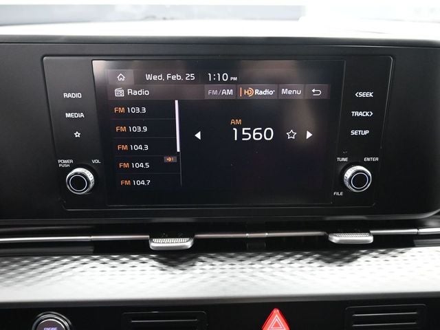 2023 Kia Carnival LX