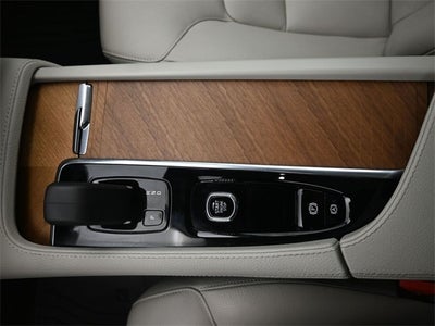 2022 Volvo XC90 Recharge Plug-In Hybrid T8 Inscription Expression Extended Range 6P