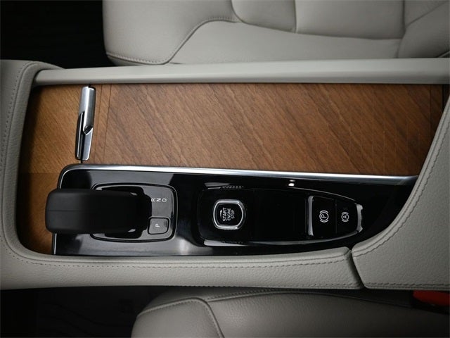 2022 Volvo XC90 Recharge Plug-In Hybrid T8 Inscription Expression Extended Range 6P