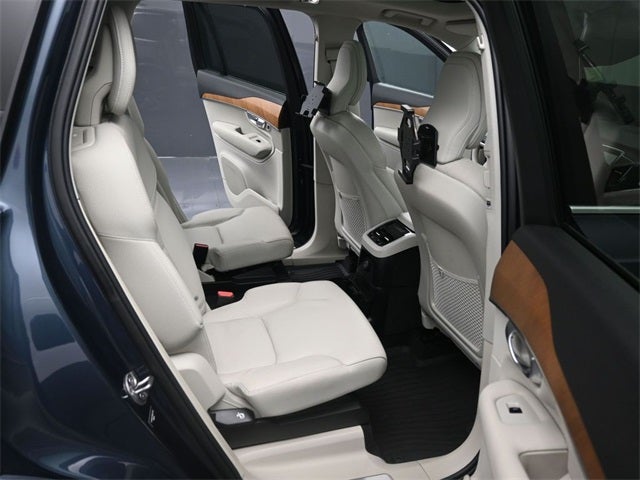 2022 Volvo XC90 Recharge Plug-In Hybrid T8 Inscription Expression Extended Range 6P