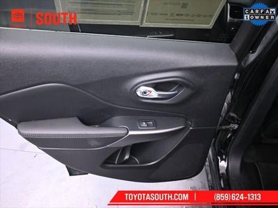 2022 Jeep Cherokee Latitude Lux