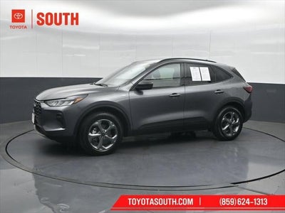2025 Ford Escape ST-Line