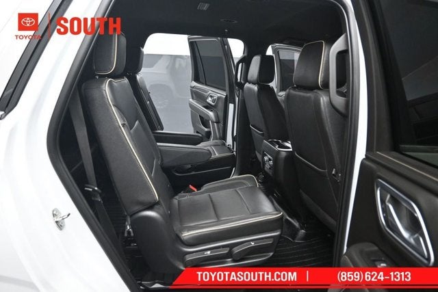 2023 GMC Yukon SLT