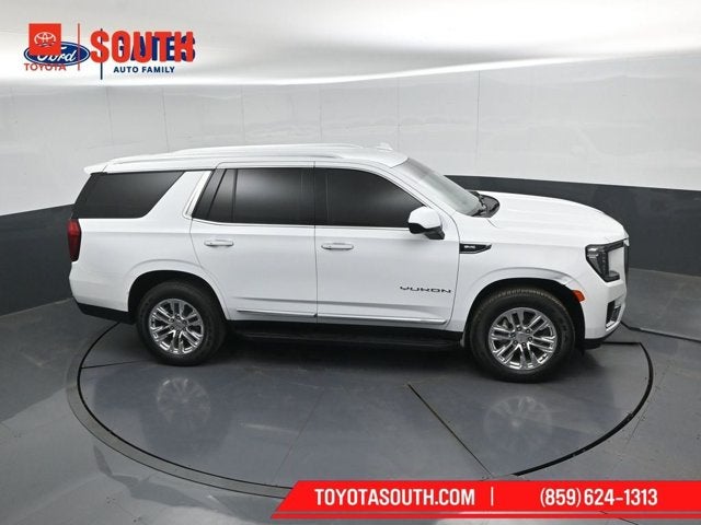 2023 GMC Yukon SLT