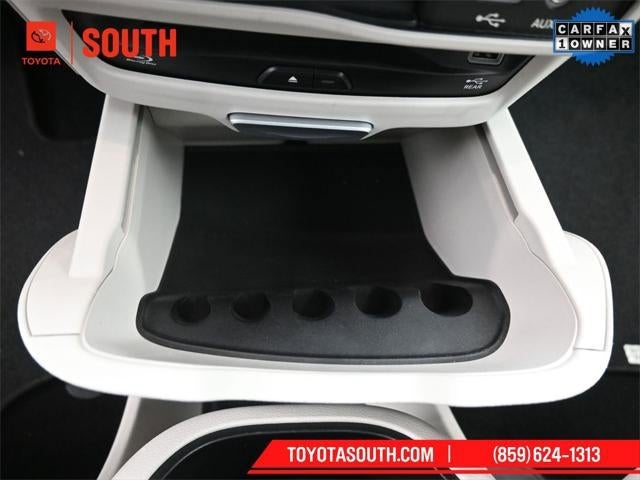 2018 Chrysler Pacifica Hybrid Limited