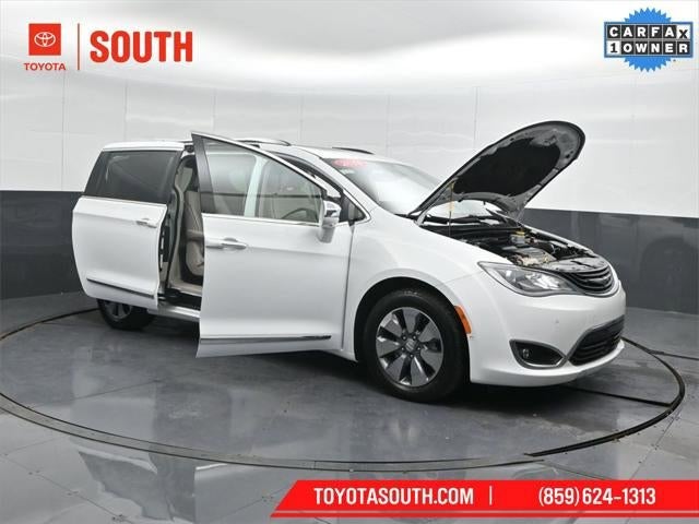 2018 Chrysler Pacifica Hybrid Limited