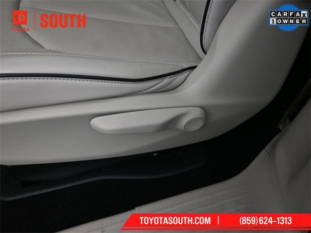 2018 Chrysler Pacifica Hybrid Limited