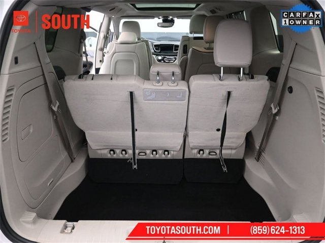 2018 Chrysler Pacifica Hybrid Limited