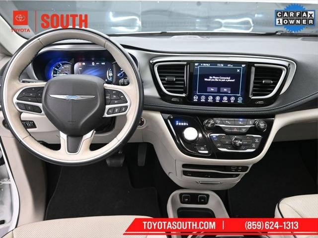 2018 Chrysler Pacifica Hybrid Limited