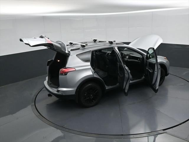 2018 Toyota RAV4 SE