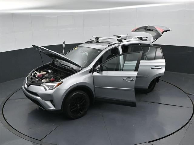 2018 Toyota RAV4 SE