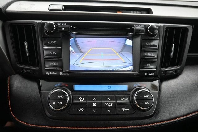 2018 Toyota RAV4 SE