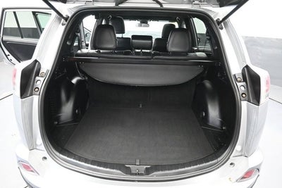 2018 Toyota RAV4 SE
