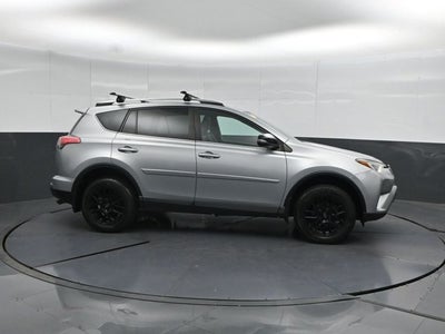 2018 Toyota RAV4 SE
